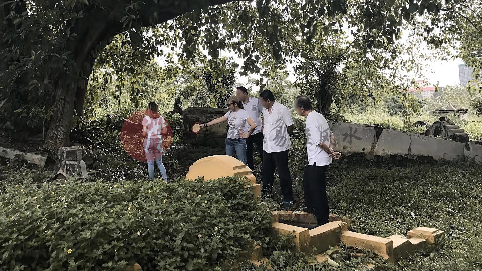 祖先坟墓勿出这现象，预示子孙运势要开挂